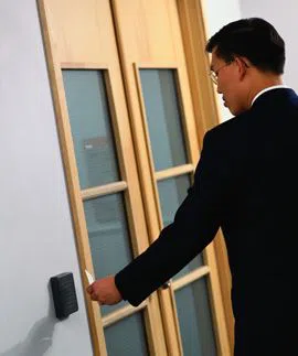 Bronx Affordable Locksmith Bronx, NY 718-663-2524 - lock-installation-01